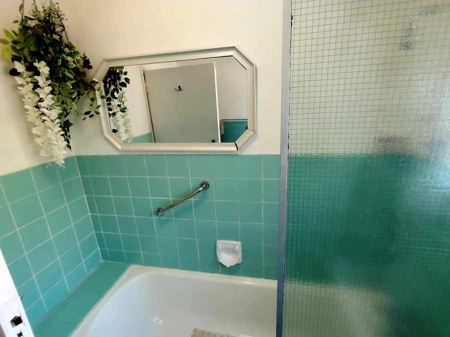 6 Bedroom Property for Sale in Abbotsford Eastern Cape